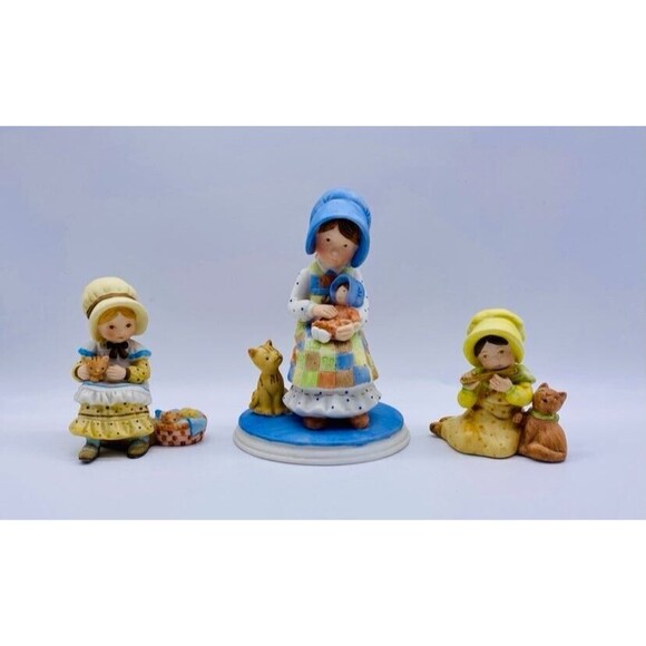 Vintage Holly Hobbie Figurines, Lot Of 3 Figurines. - Picture 1 of 16